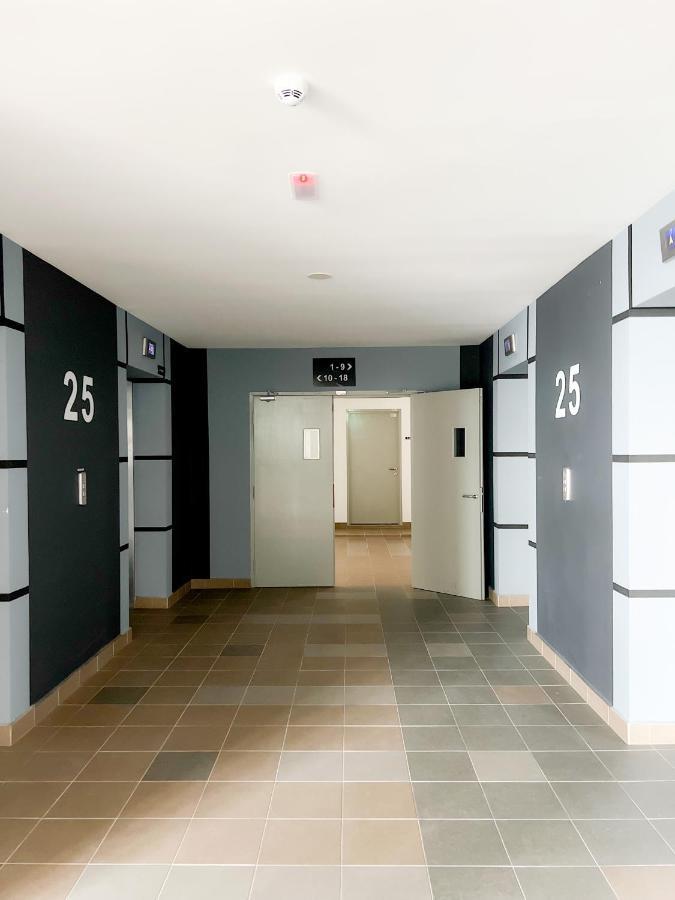 Aurora Vista Homestay Bangi At Vista Bangi With Wifi Netflix Gym Sauna Coway Swimming Pool-River View Kajang Eksteriør bilde